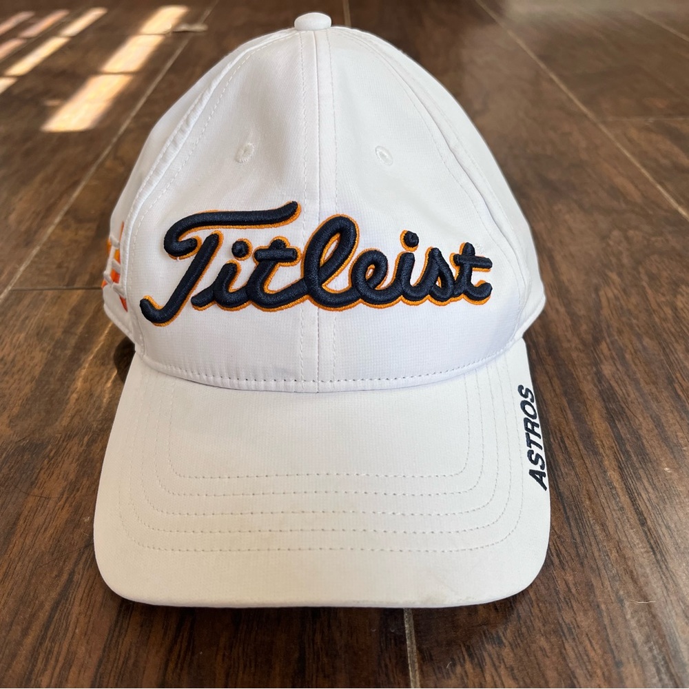 White Titleist x Astros golf hat